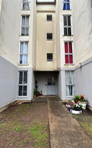 Apartamento à venda com 48m², 2 quartos e 1 vaga Apartamento à venda com 48m², 2 quartos e 1 vagaÁrea comum