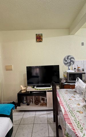 Apartamento à venda com 48m², 2 quartos e 1 vaga Apartamento à venda com 48m², 2 quartos e 1 vagaSala