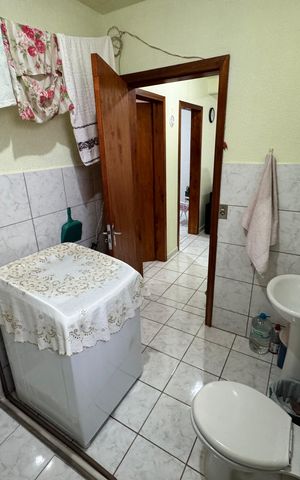Apartamento à venda com 48m², 2 quartos e 1 vaga Apartamento à venda com 48m², 2 quartos e 1 vagaBanheiro