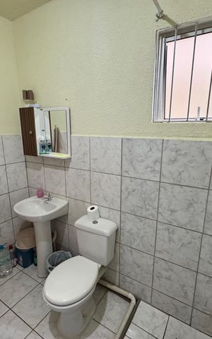 Apartamento à venda com 48m², 2 quartos e 1 vaga Apartamento à venda com 48m², 2 quartos e 1 vagaBanheiro