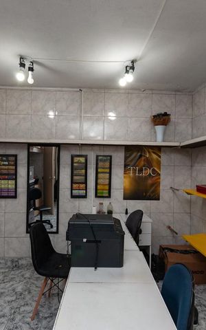 Casa à venda com 279m², 3 quartos e sem vaga Casa à venda com 279m², 3 quartos e sem vagaGaragem