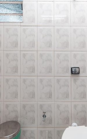 Casa à venda com 279m², 3 quartos e sem vaga Casa à venda com 279m², 3 quartos e sem vagaBanheiro de Serviço