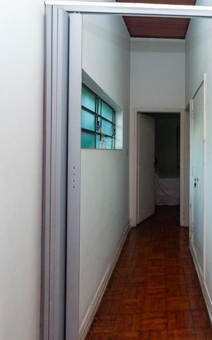 Casa à venda com 279m², 3 quartos e sem vaga Casa à venda com 279m², 3 quartos e sem vagaCorredor