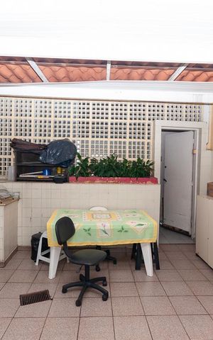 Casa à venda com 279m², 3 quartos e sem vaga Casa à venda com 279m², 3 quartos e sem vagaQuintal
