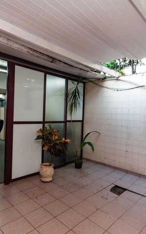 Casa à venda com 279m², 3 quartos e sem vaga Casa à venda com 279m², 3 quartos e sem vagaQuintal