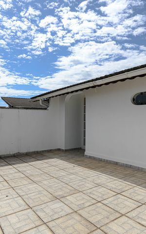 Casa para alugar com 395m², 3 quartos e 5 vagas Casa para alugar com 395m², 3 quartos e 5 vagasVaranda