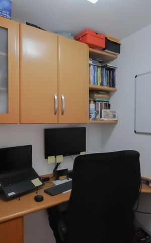 Apartamento para alugar com 171m², 4 quartos e 2 vagas Apartamento para alugar com 171m², 4 quartos e 2 vagasEscritório