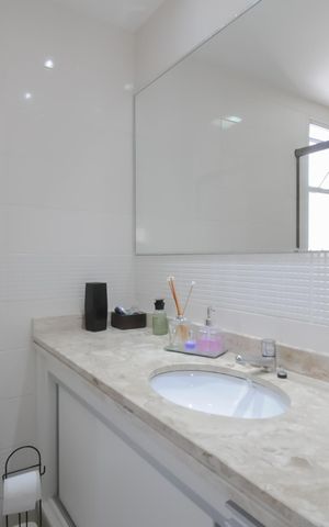 Apartamento para alugar com 171m², 4 quartos e 2 vagas Apartamento para alugar com 171m², 4 quartos e 2 vagasBanheiro Social