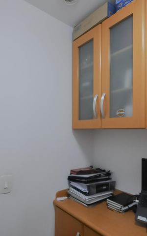 Apartamento para alugar com 171m², 4 quartos e 2 vagas Apartamento para alugar com 171m², 4 quartos e 2 vagasEscritório