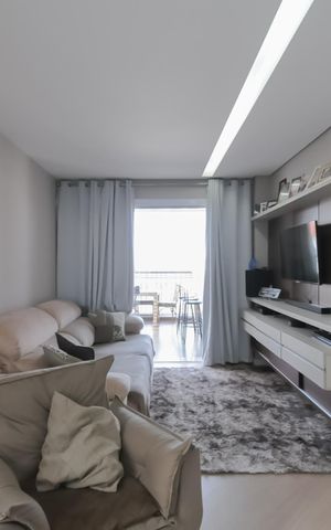 Apartamento para alugar com 171m², 4 quartos e 2 vagas Apartamento para alugar com 171m², 4 quartos e 2 vagasSala