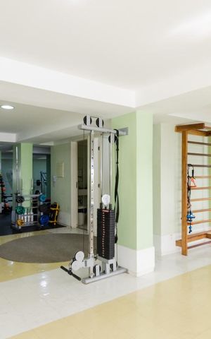Apartamento para alugar com 171m², 4 quartos e 2 vagas Apartamento para alugar com 171m², 4 quartos e 2 vagasÁrea comum - Academia