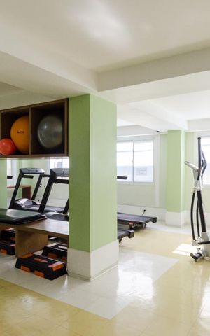 Apartamento para alugar com 171m², 4 quartos e 2 vagas Apartamento para alugar com 171m², 4 quartos e 2 vagasÁrea comum - Academia