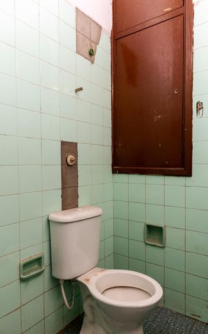 Casa para alugar com 130m², 1 quarto e 2 vagas Casa para alugar com 130m², 1 quarto e 2 vagasBanheiro