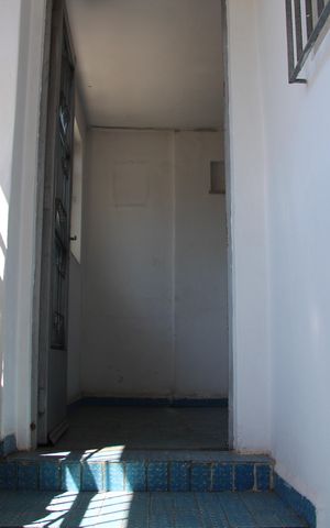 Casa à venda com 142m², 3 quartos e 2 vagasPorta acesso ao imovel