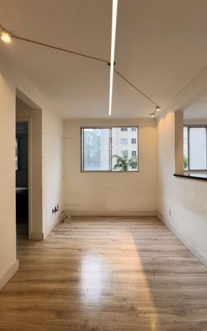 Apartamento para alugar com 50m², 2 quartos e 1 vaga Apartamento para alugar com 50m², 2 quartos e 1 vagaSala
