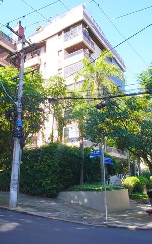 Apartamento à venda com 186m², 3 quartos e 2 vagasFachada Lateral do Prédio