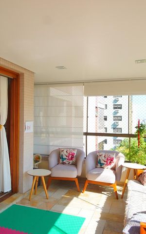 Apartamento à venda com 186m², 3 quartos e 2 vagasVaranda