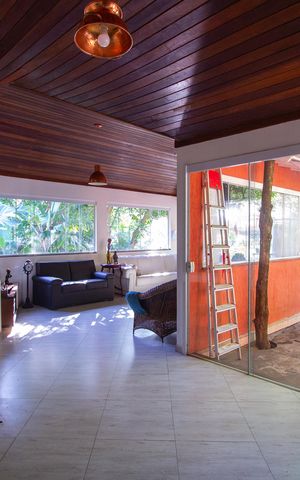Casa de condomínio para alugar com 600m², 4 quartos e 3 vagas Casa de condomínio para alugar com 600m², 4 quartos e 3 vagasSala