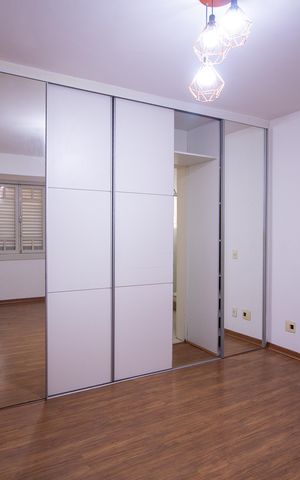 Casa de condomínio para alugar com 600m², 4 quartos e 3 vagas Casa de condomínio para alugar com 600m², 4 quartos e 3 vagasSuíte 3