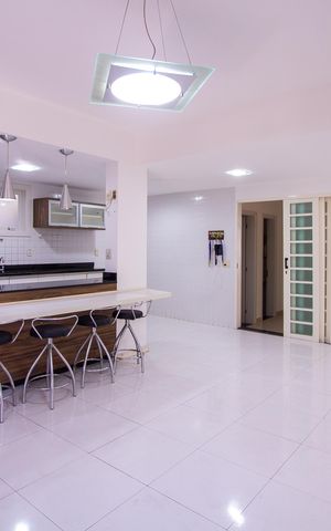 Casa de condomínio para alugar com 600m², 4 quartos e 3 vagas Casa de condomínio para alugar com 600m², 4 quartos e 3 vagasCozinha