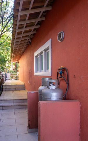 Casa de condomínio para alugar com 600m², 4 quartos e 3 vagas Casa de condomínio para alugar com 600m², 4 quartos e 3 vagasQuintal