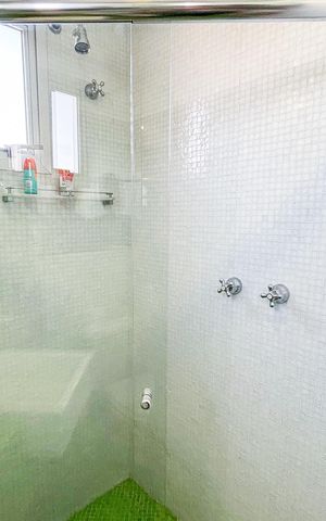Apartamento à venda com 118m², 1 quarto e 2 vagas Apartamento à venda com 118m², 1 quarto e 2 vagasBanheiro
