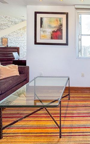 Apartamento à venda com 118m², 1 quarto e 2 vagas Apartamento à venda com 118m², 1 quarto e 2 vagasSala