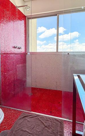 Apartamento à venda com 118m², 1 quarto e 2 vagas Apartamento à venda com 118m², 1 quarto e 2 vagasBanheiro da Suíte