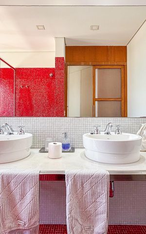 Apartamento à venda com 118m², 1 quarto e 2 vagas Apartamento à venda com 118m², 1 quarto e 2 vagasBanheiro da Suíte