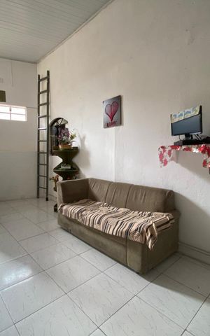 Casa à venda com 136m², 8 quartos e 3 vagasSala 4