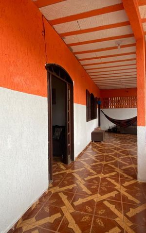 Casa à venda com 136m², 8 quartos e 3 vagasÁrea comum