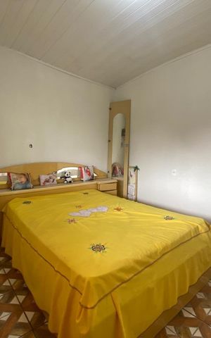 Casa à venda com 136m², 8 quartos e 3 vagasQuarto 4