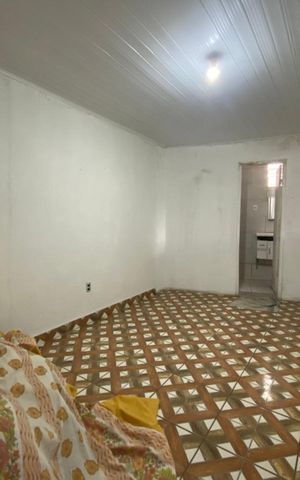Casa à venda com 136m², 8 quartos e 3 vagasQuarto 2