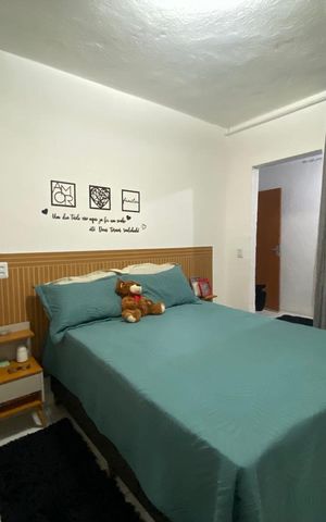 Casa à venda com 136m², 8 quartos e 3 vagasQuarto 8