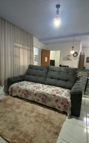 Casa à venda com 136m², 8 quartos e 3 vagasSala 2
