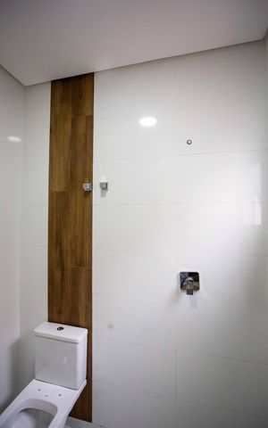 Casa à venda com 183m², 3 quartos e 4 vagasBanheiro da Suíte 1