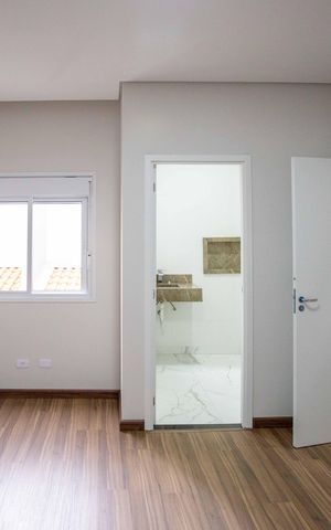 Casa à venda com 183m², 3 quartos e 4 vagasQuarto Suite 2