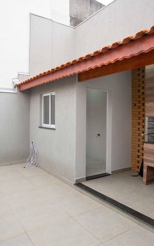 Casa à venda com 183m², 3 quartos e 4 vagasQuintal