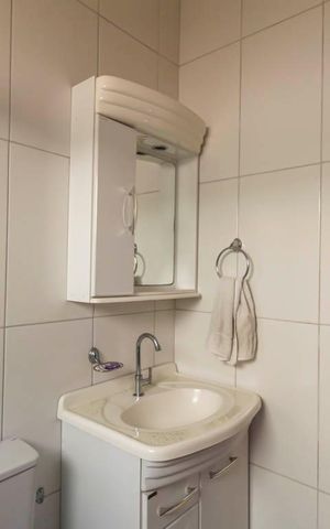 Casa à venda com 200m², 4 quartos e 4 vagas Casa à venda com 200m², 4 quartos e 4 vagasBanheiro 2
