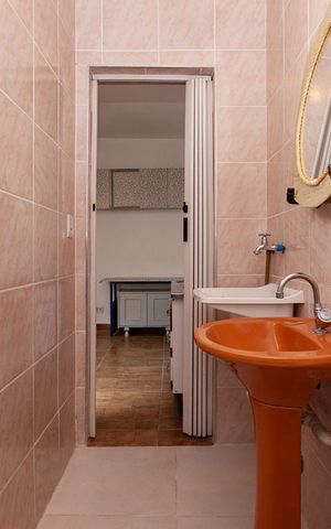 Studio para alugar com 25m², 1 quarto e sem vaga Studio para alugar com 25m², 1 quarto e sem vagaBanheiro Social