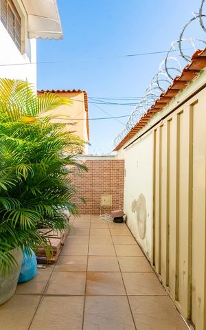 Casa à venda com 350m², 8 quartos e 1 vagaGaragem