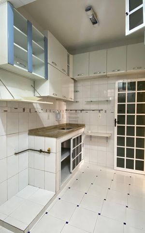 Apartamento à venda com 54m², 2 quartos e 1 vaga Apartamento à venda com 54m², 2 quartos e 1 vagaCozinha