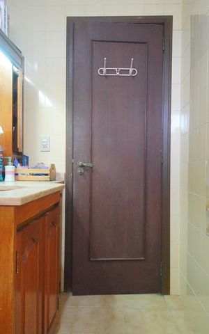 Casa à venda com 307m², 4 quartos e 2 vagasBanheiro 1