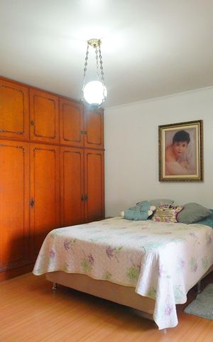Casa à venda com 307m², 4 quartos e 2 vagasSuíte