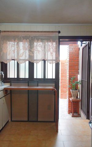 Casa à venda com 307m², 4 quartos e 2 vagasÁrea de Serviço