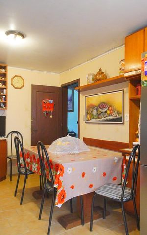 Casa à venda com 307m², 4 quartos e 2 vagasCozinha