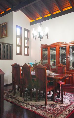Casa à venda com 307m², 4 quartos e 2 vagasSala de Jantar