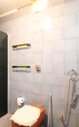 Casa à venda com 352m², 4 quartos e 8 vagasBanheiro da Suíte