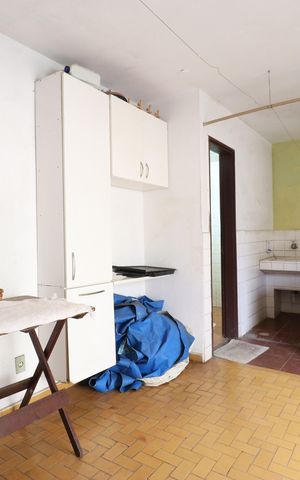 Casa à venda com 352m², 4 quartos e 8 vagasÁrea de Serviço