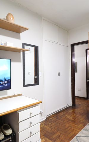 Casa à venda com 352m², 4 quartos e 8 vagasQuarto 2